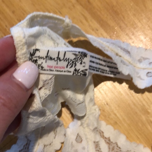BRAND NEW - Free People Racerback Lace Bralette - Picture 2 of 3